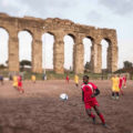 Atletico Diritti: una delle storie della mostra “Oltre le mura di Roma” atleticodiritti